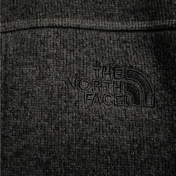 The North Face Men’s Leo Jordon Charcoal Fleece Pullover L - Picture 3 of 4